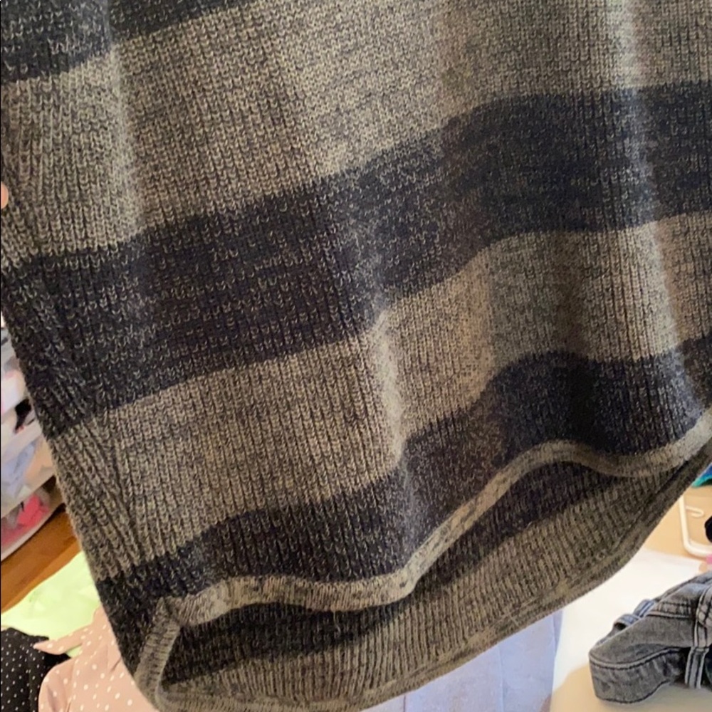 Express sweater - Picture 8 of 9